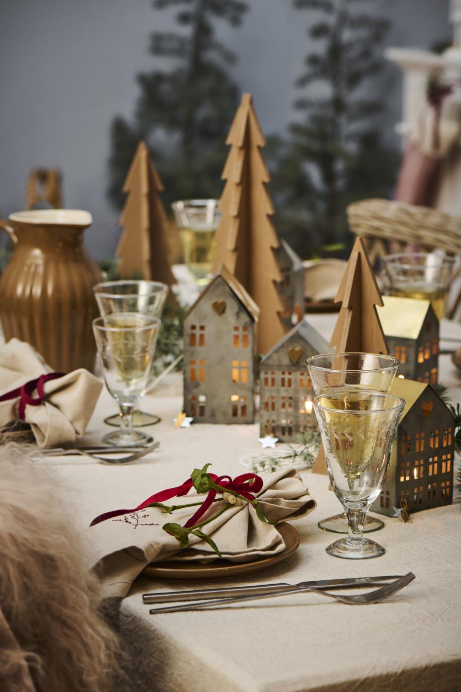 Christmas Kitchen and Table