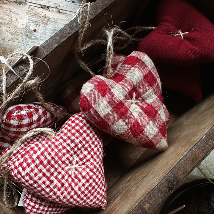 Nostalgic Christmas Hearts