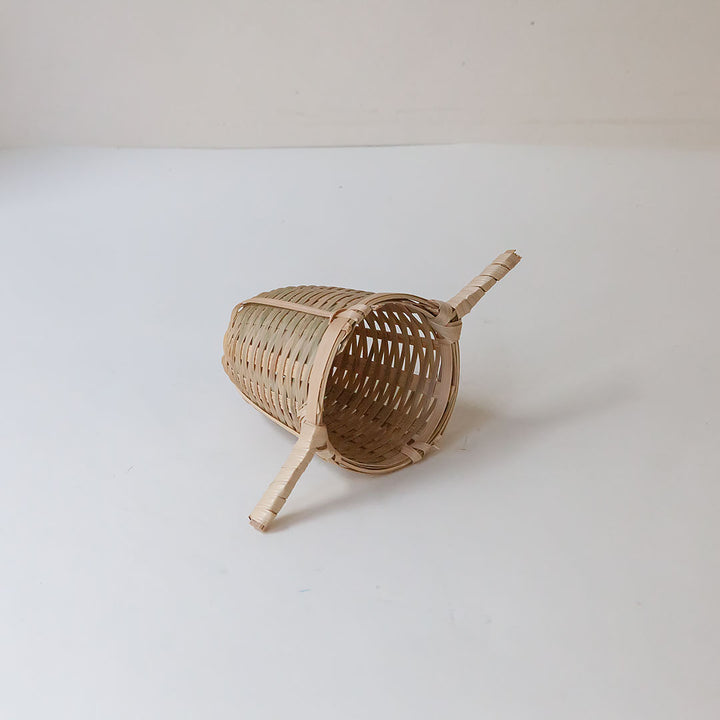 Bamboo tea strainer